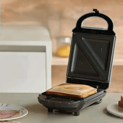 3-in-1 Multi-Purpose Sandwich Maker - Prepare Sandwiches, Waffles, and Grilled Foods - 110V
