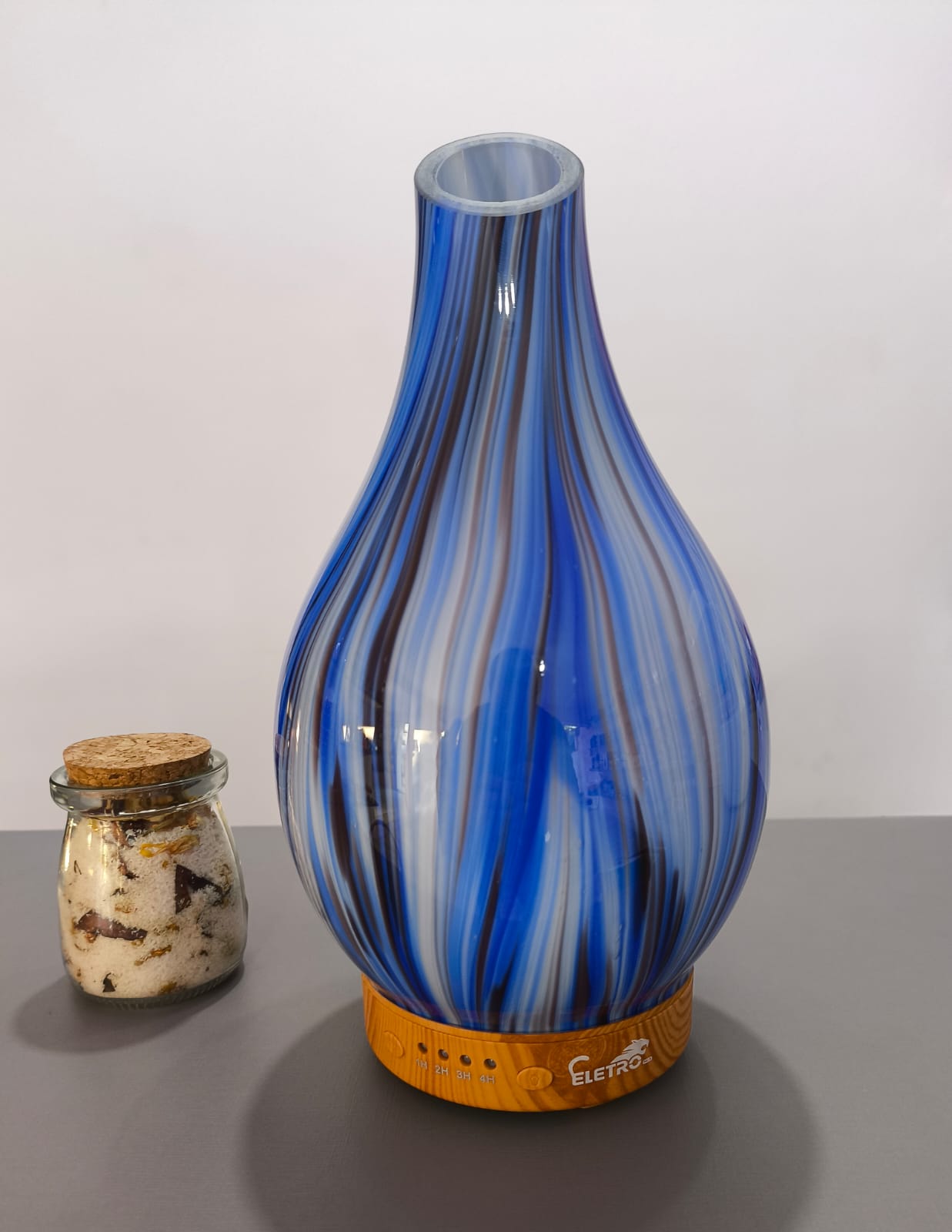 Volcanic Vase Style Glass Humidifier and Diffuser with LED